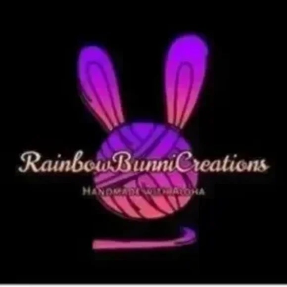 BEADED INITIAL HOOP EARRINGS- "Z" - Picture 3 of 3